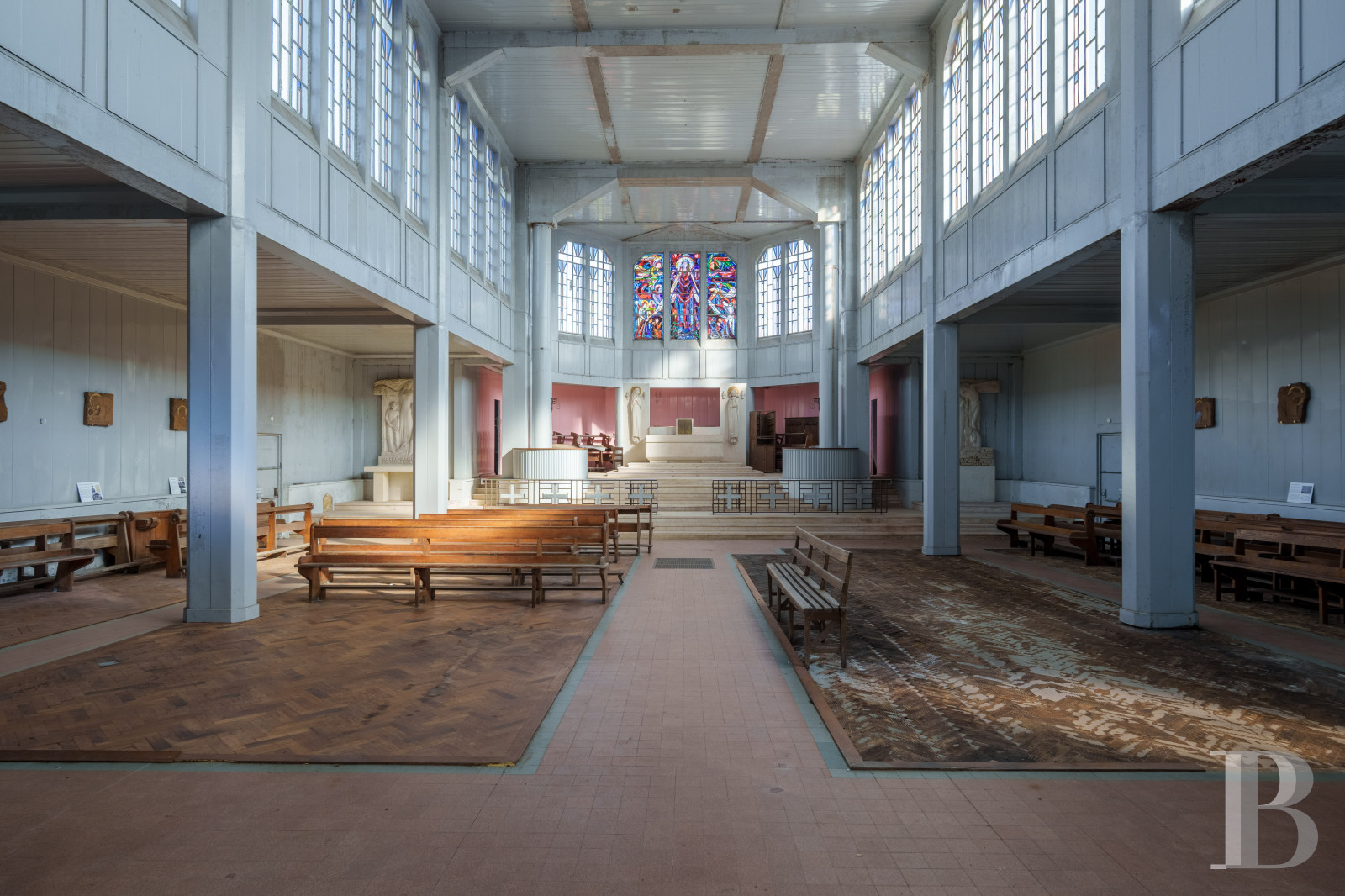 À Crusnes, en Meurthe-et-Moselle, à proximité du Luxembourg, une église d'un style unique ouverte à tout projet culturel ou commercial - photo  n°10